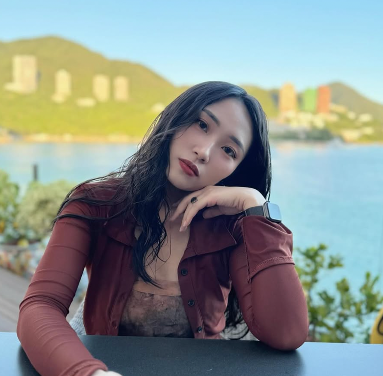 高級歌唱導師 Kyra Ho